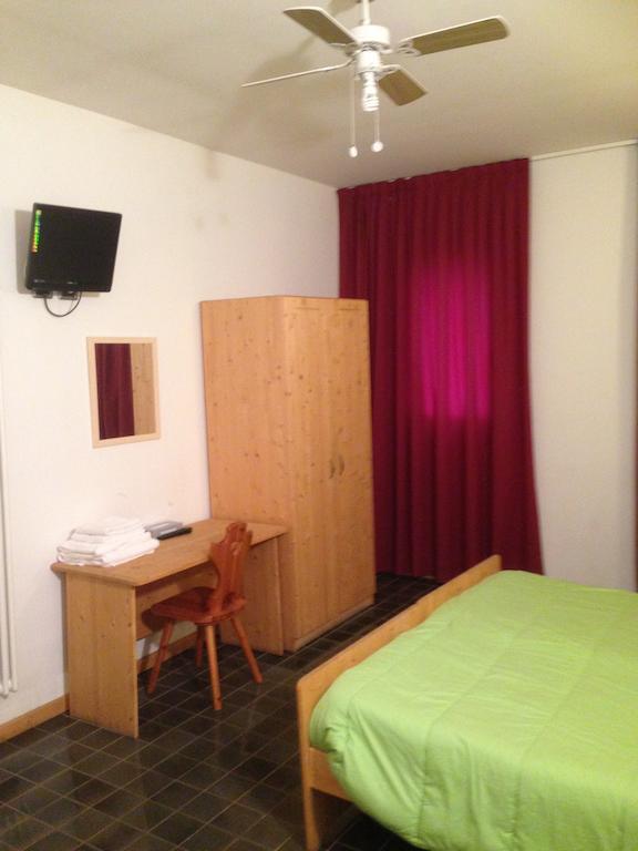 Garni Erta Villa Avio Habitación foto